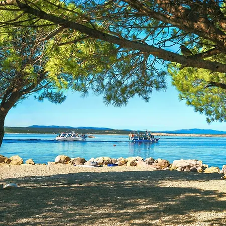 Crikvenica, Vinodol 14 アパート *